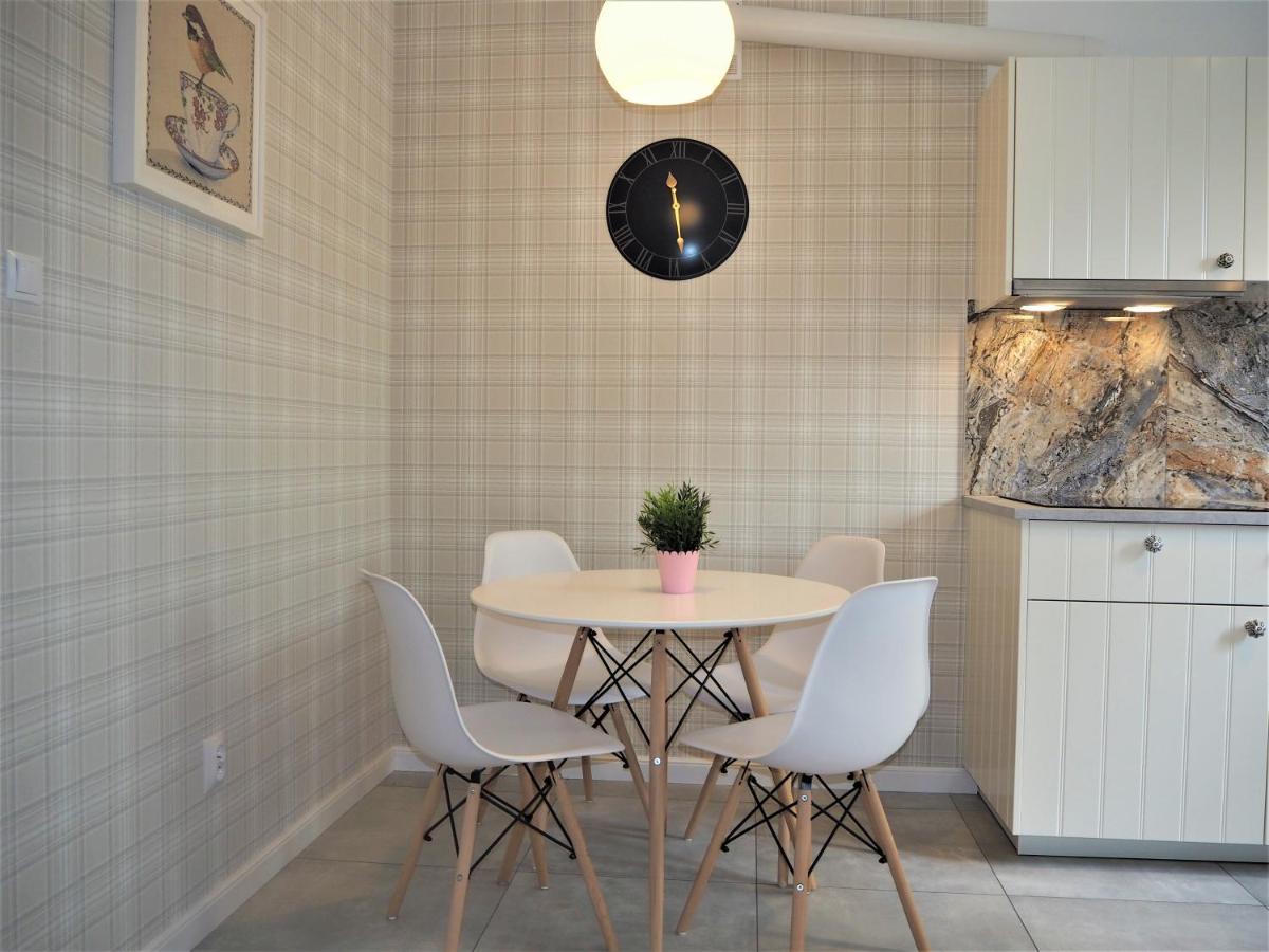 Apartamenty Dobranoc - Wawer 2 Βαρσοβία Εξωτερικό φωτογραφία